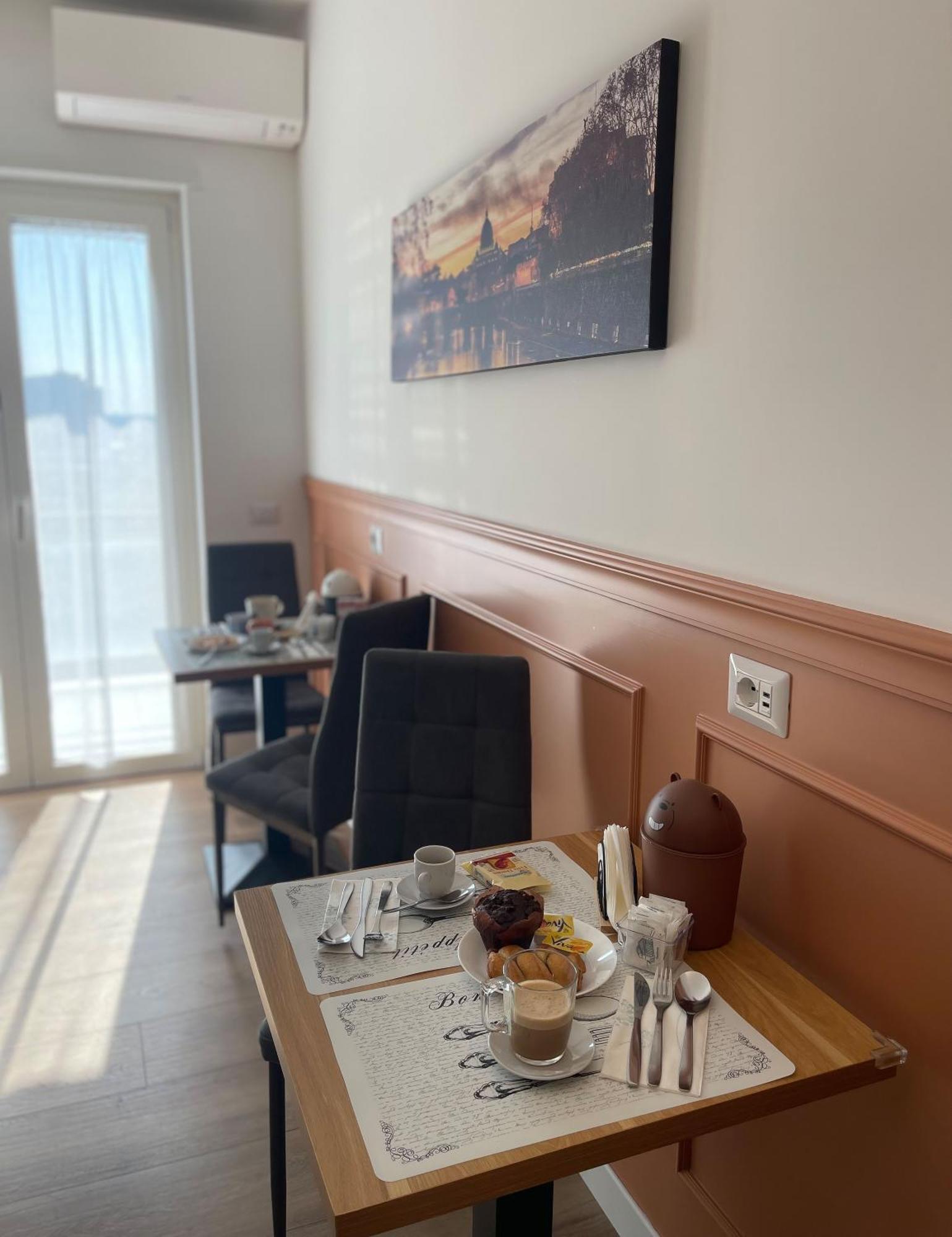 B&B Domus Teano Luxury Rooms Rzym Zewnętrze zdjęcie